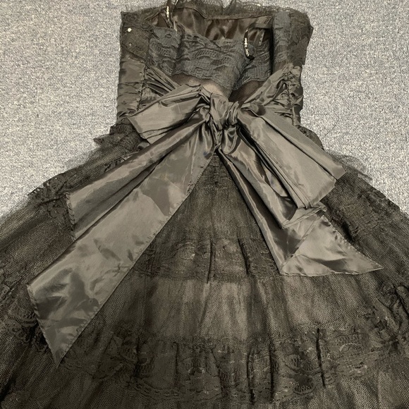 Gorgeous Betsey Johnson Dress w Swarovski crystals - Picture 3 of 5